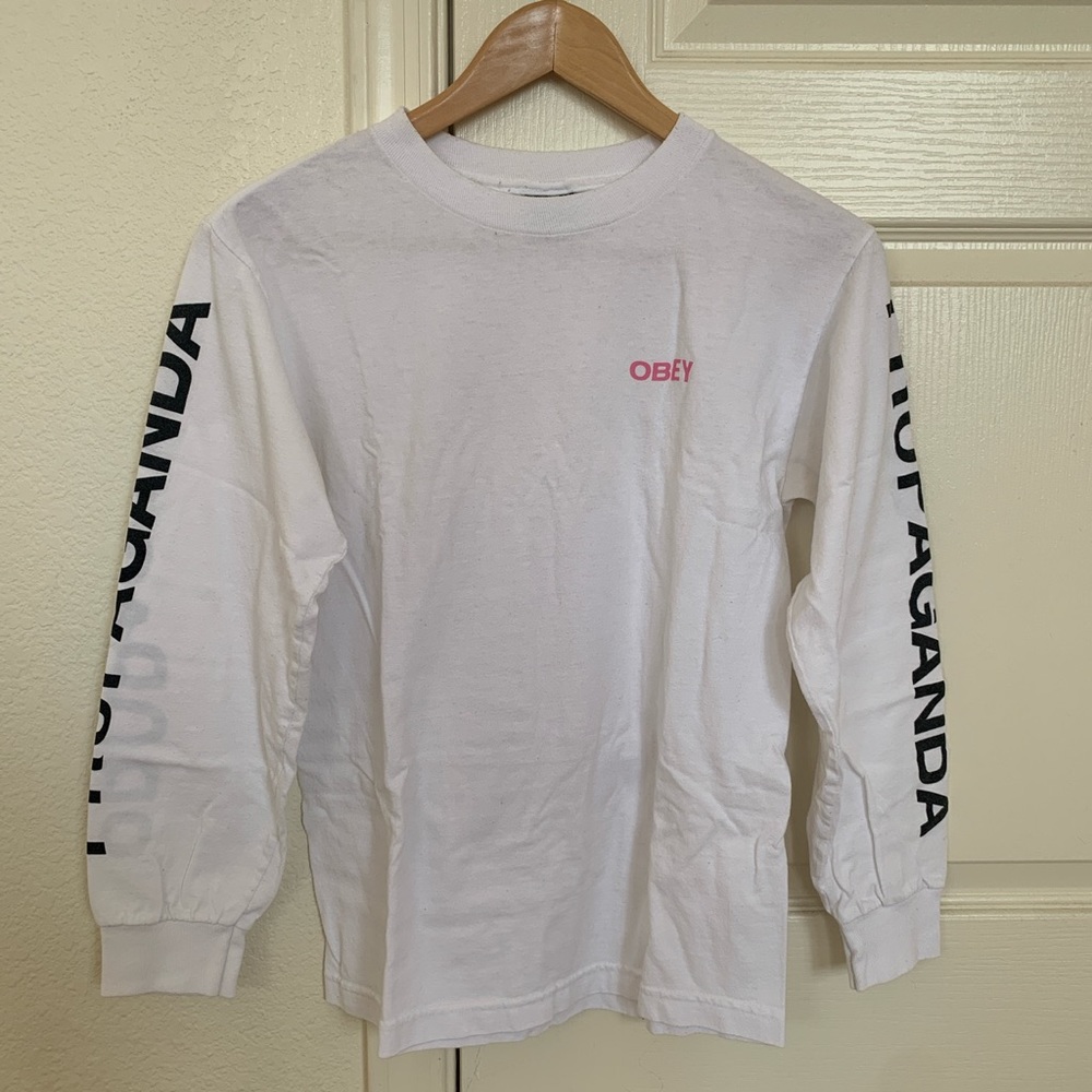 Obey long sleeve:)